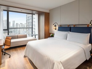 Rom, 1 kingsize-seng (JEN Cozy) | Dundyner, Tempur-Pedic-senger, minibar og safe på rommet