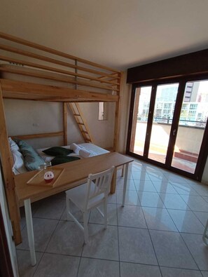2 slaapkamers, wifi, beddengoed