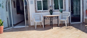 Lodging Alexandross Hostel Bnb, in the Romantic Zone of Puerto Vallarta! 