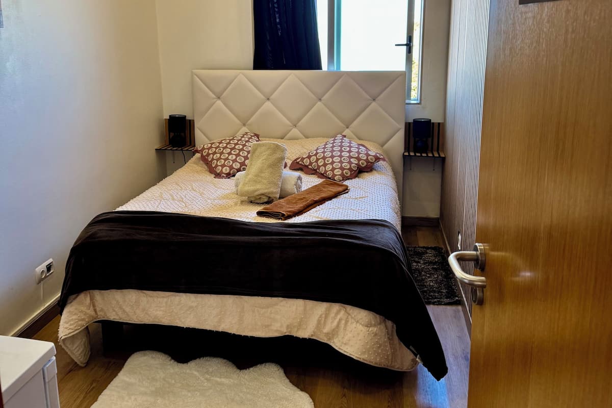 1 bedroom, premium bedding, minibar, desk