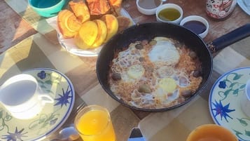 Breakfast meal