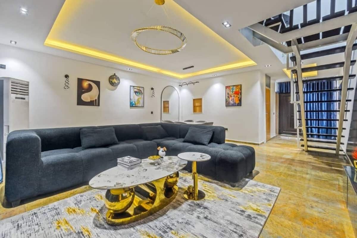 3 bedrooms, hypo-allergenic bedding, individually furnished, desk