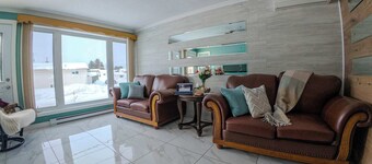 Appartement pro, entrée privée, parking