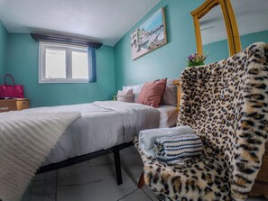 3 多间卧室、熨斗/熨衣板、WiFi、床单