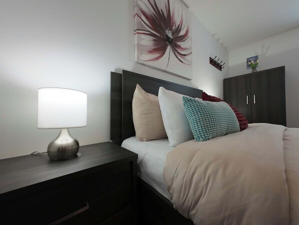 1 soverom, strykejern/-brett, wi-fi og sengetøy