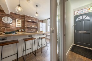 Interior - 40 Parsonage, Cambridge (Cambridge)