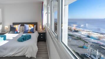 2 bedrooms, iron/ironing board, Internet, bed sheets