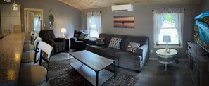 Smart TV y chimenea