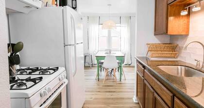 Walk to Downtown & Russian River Brewery