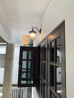 Apartment | Bathroom | Shower, towels - R4 Crescent Stay Colombo Apartment (Colombo)