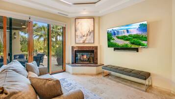 智能电视、壁炉、电子游戏、乒乓球