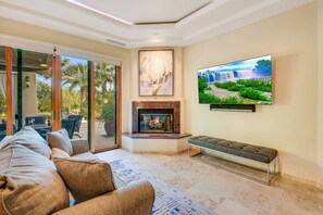 Smart TV, fireplace, video games, table tennis