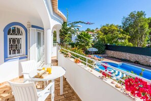 Outdoor dining - Villa Katharina - Three Bedroom Villa, Sleeps 6 (Albufeira)