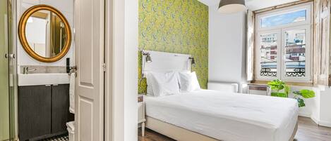 Wi-Fi de cortesia, roupa de cama