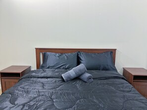 2 chambres, bureau, fer et planche Ă repasser, accĂšs au Wi-Fi (inclus)