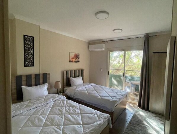 8 chambres, Wi-Fi, draps fournis
