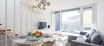 Barbadinhos Apartments in Lisbon Historic Neighborhood