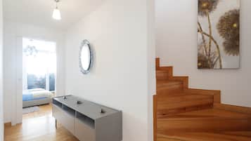 Panoramic Duplex, 2 Bedrooms, Terrace, River View | Individually decorated, individually furnished, laptop workspace