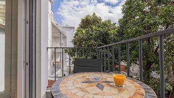 Comfort Apartment, 1 Katil Kelamin (Double) dengan Katil Sofa, Balcony | Balkoni