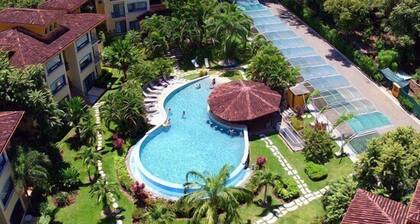 Beautiful 2-bed Apartment Near Tamarindo