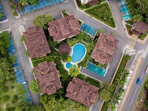 Apartment | Pool | Outdoor pool