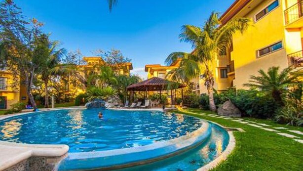 Apartment | Pool
