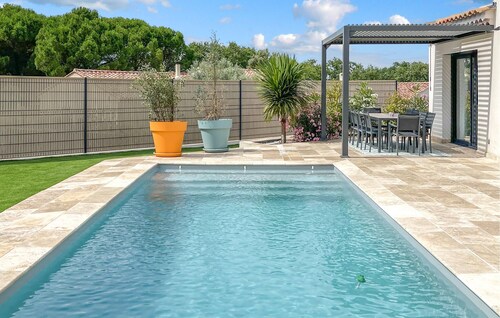 Superbe maison à Rochegude avec cuisine