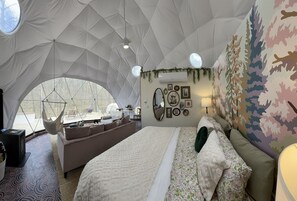 1 bedroom, WiFi (free), bed sheets