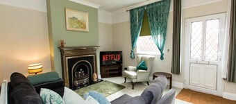 Captivating 2-bed House in Chesterfield