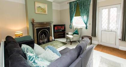 Captivating 2-bed House in Chesterfield