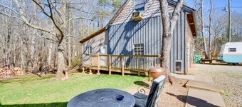 Rustic Jefferson Retreat w/ Fire Pit: Near Athens!
