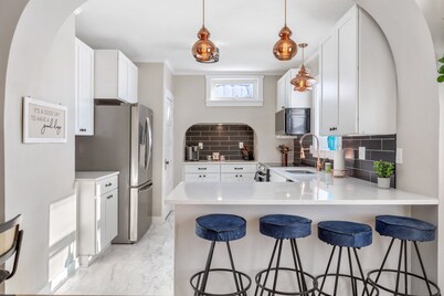 Spacious 4BR Home for Families & Pets