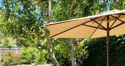 Bebedeux - Charming & Clean Classic in the Fab 40s