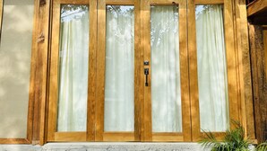 Deluxe Cabin, 1 King Bed, Private Bathroom, Garden View (BACOCHO) | Egyptian cotton sheets, premium bedding, Select Comfort beds - Hotel Cabañas y Glamping Punta Surf (Puerto Escondido)