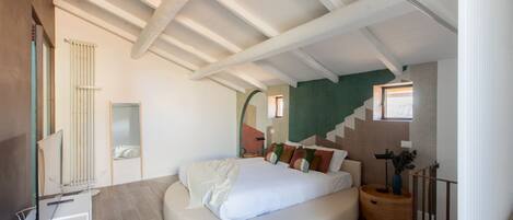 3 camere