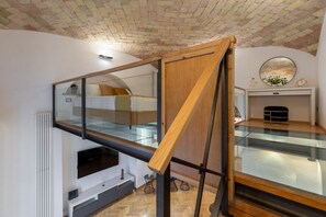 2 bedrooms, iron/ironing board, WiFi, bed sheets - iFlat | Trastevere crystal loft (Roma)