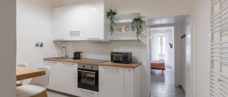 Frigorífico y tostadora