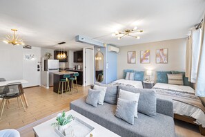 1 habitación, escritorio, wifi y ropa de cama 