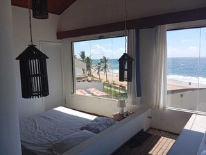 Hypo-allergenic bedding, laptop workspace, iron/ironing board, free WiFi - Villagem de Praia Pé Na Areia  (Salvador)