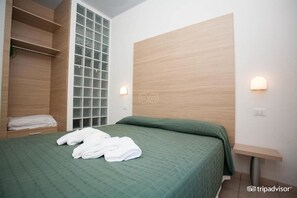 2 bedrooms, soundproofing, WiFi