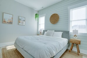 3 bedrooms, in-room safe, desk, iron/ironing board - Bohemian Bliss by the Beach: Townhome w/ 5-min Walk to Beach & Free Golf Cart! (Carolina Beach)