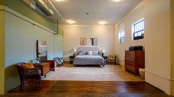 2 Schlafzimmer, Schreibtisch, Bügeleisen/Bügelbrett, WLAN