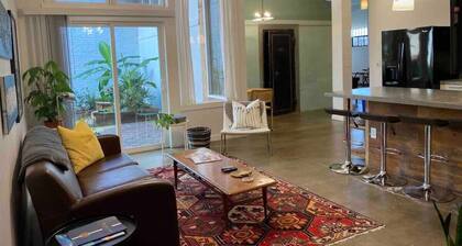 Downtown Lynchburg, Vault Loft, 1,500 sq. ft., Va