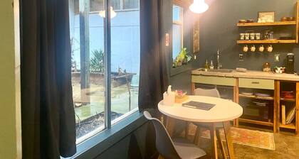 Downtown Lynchburg, Vintage Courtyard Loft, Va