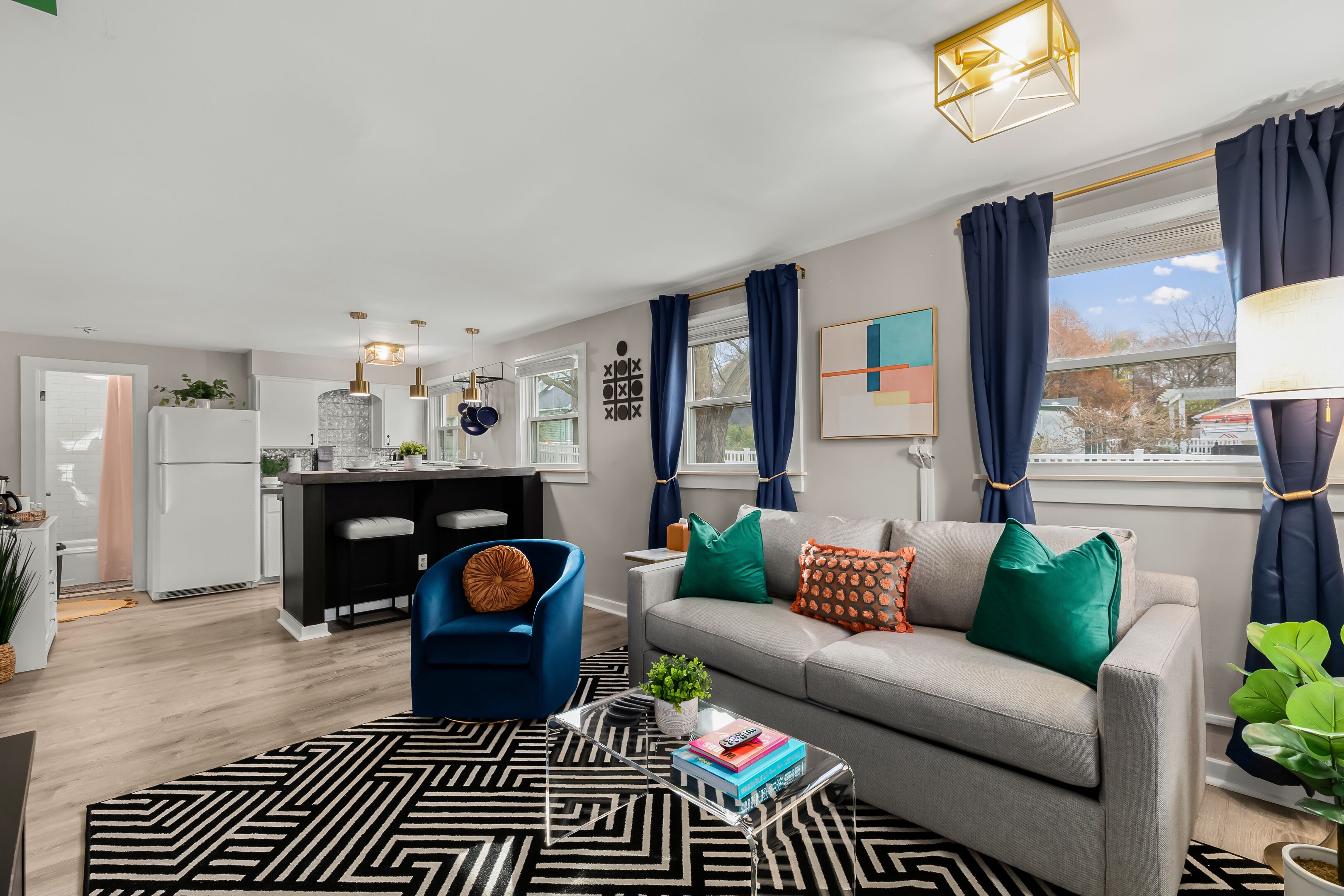 Modern & Stylish Fenton Retreat: Walk to Downtown!