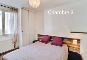 6 habitaciones, tabla de planchar con plancha y wifi