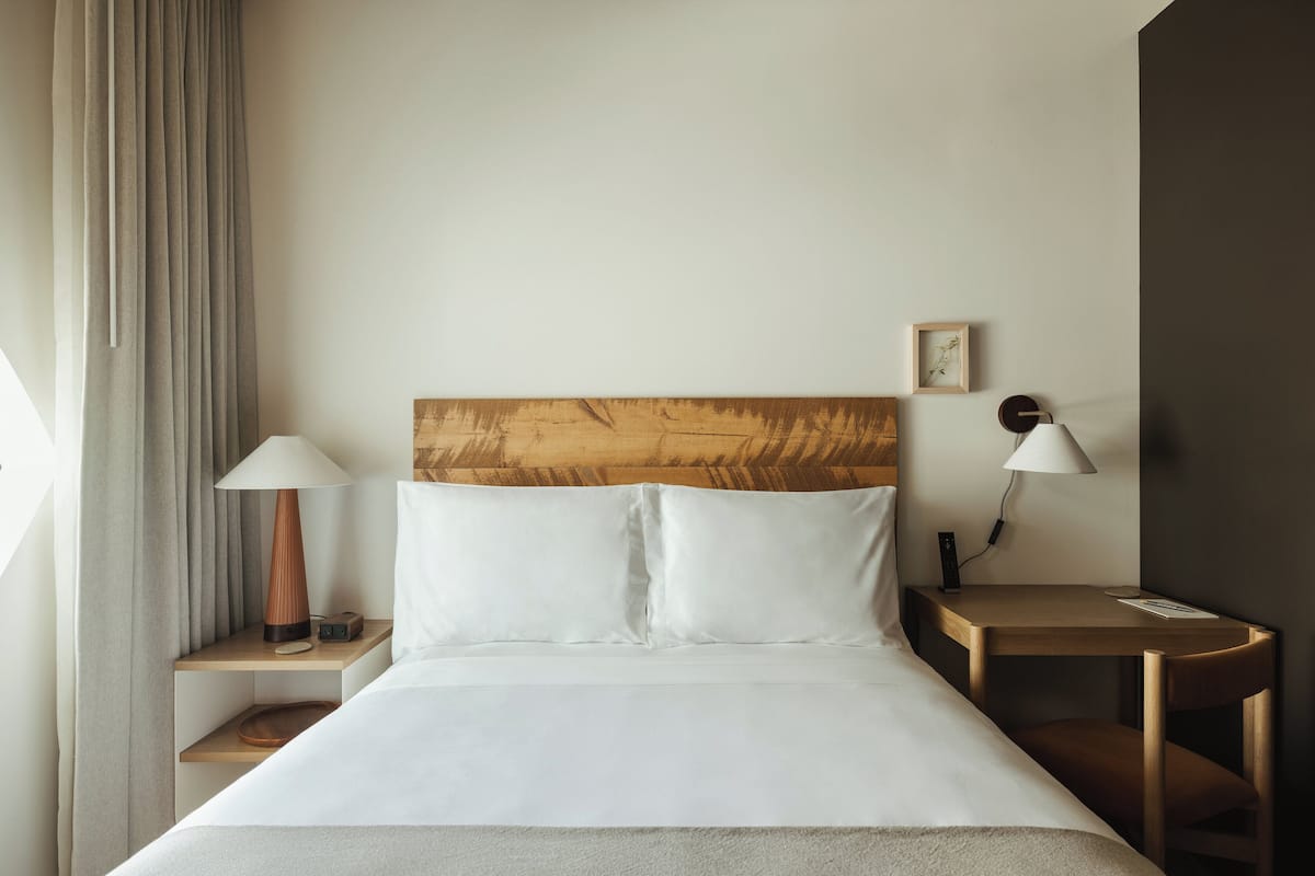 Ropa de cama hipoalergénica y minibar