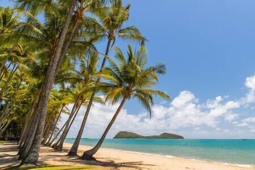 Coral Coast Haven – Walk to the Beach | 2BR, Coral Coast Haven