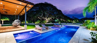 Beachside Bliss 4BR Lux Villa, Pool, Terrace, Golf