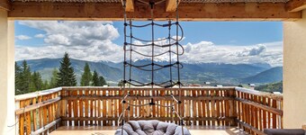 Appartement "Carpe Diem" avec vue sur les montagnes, terrasse privée et Wi-Fi